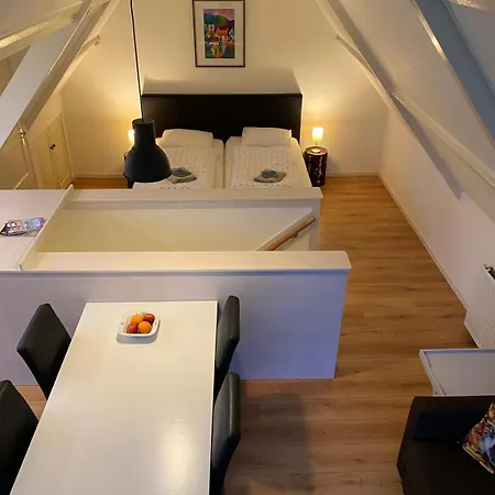 فندق مبيت وإفطار Benbzuiderzee