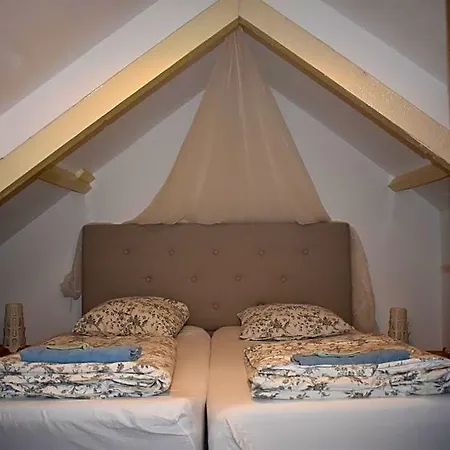 Benbzuiderzee Bed & Breakfast Hattem