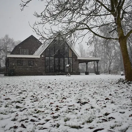 Benbzuiderzee Bed & Breakfast